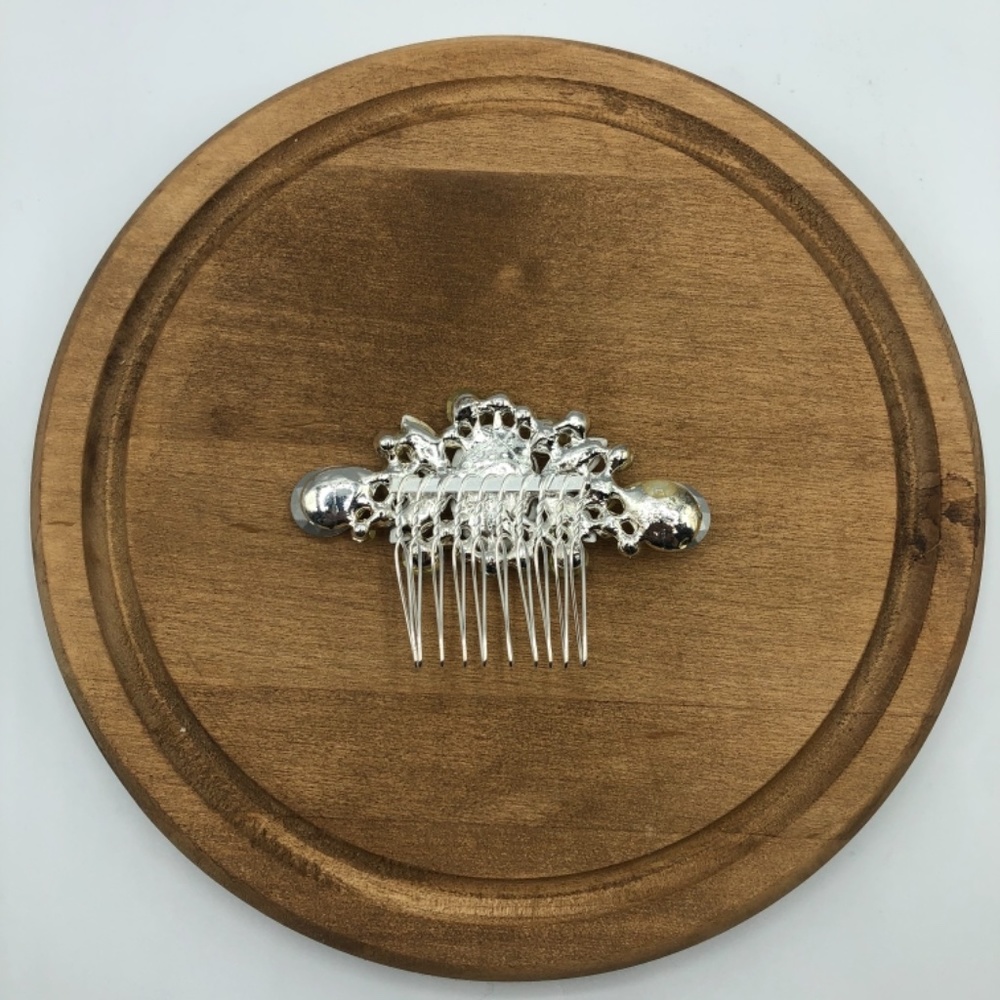 Oval Rhinestone Hair Comb - Picture 3 of 3